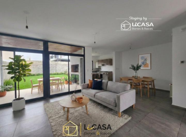 Casa · 150m² · 5 Ambientes · 2 Cocheras