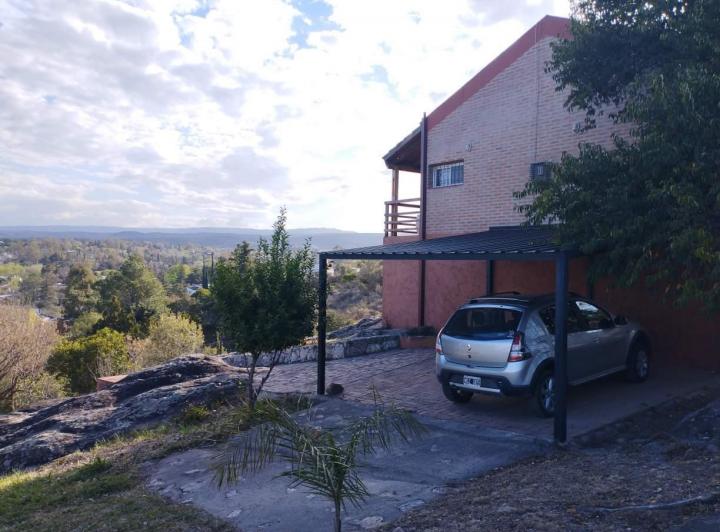Casa · 155m² · 4 Ambientes · 3 Cocheras