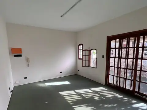 Oficina en Venta en Vicente Lopez Vias / Maipu, Vicente Lopez