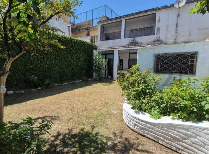Casa · 94m² · 5 Ambientes
