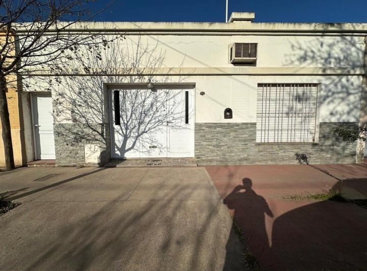Casa · 116m² · 7 Ambientes · 1 Cochera