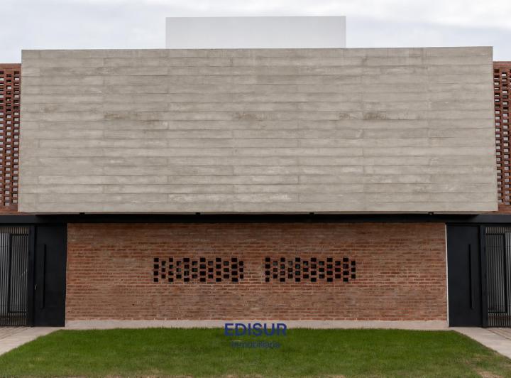 Casa · 137m² · 6 Ambientes