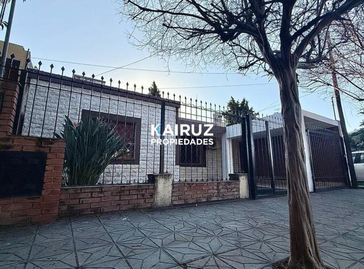 Casa · 154m² · 3 Ambientes · 2 Cocheras