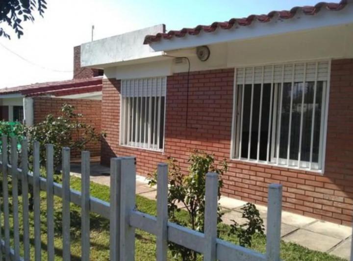 Casa · 94m² · 4 Ambientes · 1 Cochera