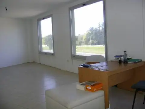 Oficina en Venta en Pilar Centro, Pilar