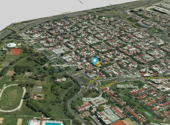 Terreno · 302m²