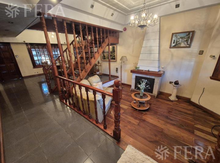 PH · 214m² · 4 Ambientes · 1 Cochera