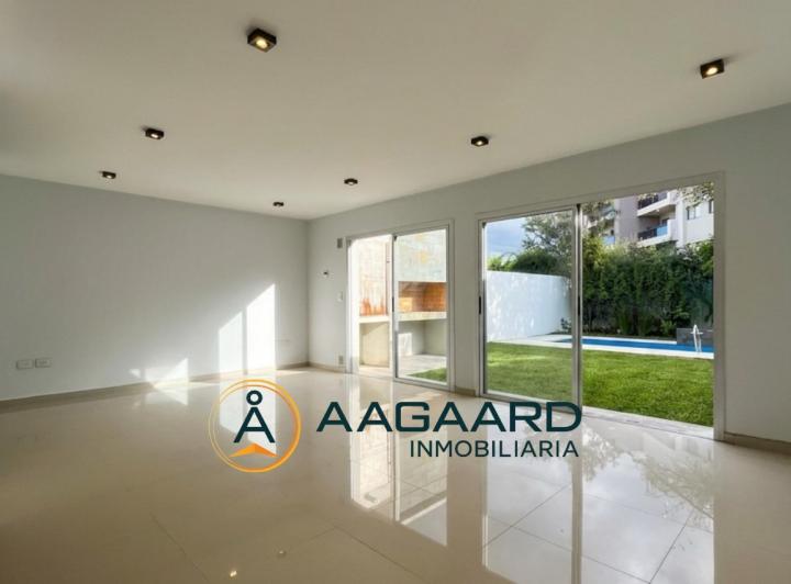 PH · 130m² · 6 Ambientes · 1 Cochera