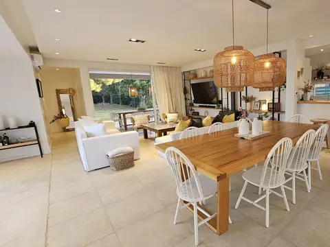 Casa en Alquiler Temporal en Costa Esmeralda, Partido de La Costa