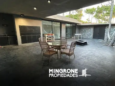 Casa en Alquiler Temporal en Countries y Barrios Cerrados en Pinamar, Partido de Pinamar
