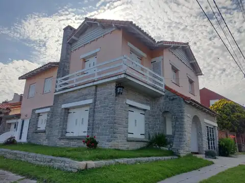 Casa en Alquiler Temporal en Punta Mogotes, Mar del Plata