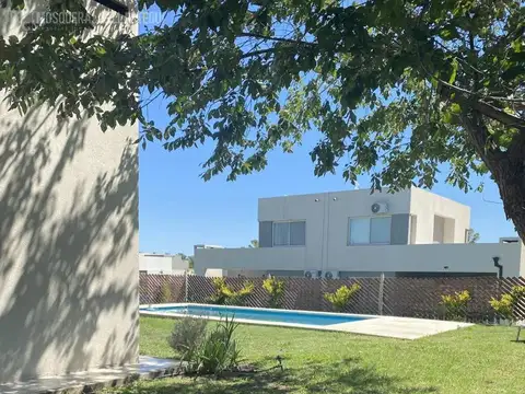 Casa en Alquiler Temporal en Pilar Del Este, Countries y Barrios Cerrados en Pilar
