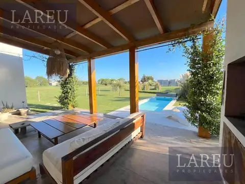 Casa en Alquiler Temporal en Medal Country club, Countries y Barrios Cerrados en Pilar