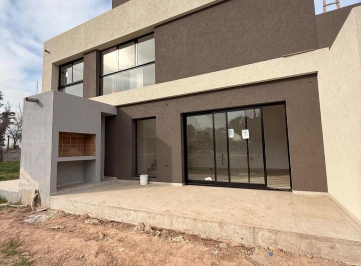 PH · 112m² · 4 Ambientes · 1 Cochera