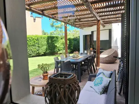Casa en Alquiler Temporal en Santa Barbara, Countries y Barrios Cerrados en Tigre