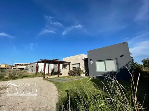 Casa en Alquiler Temporal en Barrio Cerrado Costa Esmeralda, Countries y Barrios Cerrados en Pinamar
