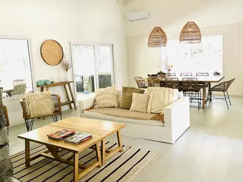 Casa en Alquiler Temporal en Costa Esmeralda, Partido de La Costa