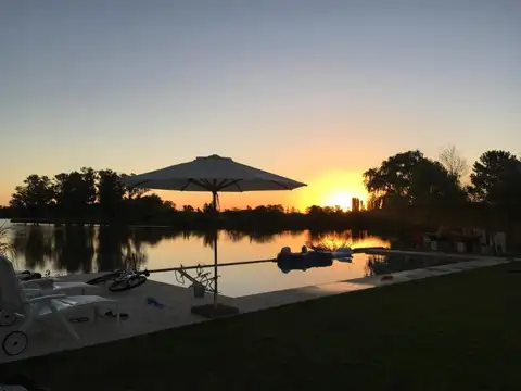 Casa en Alquiler Temporal en Lago De Manzanares, Countries y Barrios Cerrados en Pilar