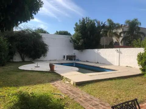 Quinta en Venta en Castelar Sur, Castelar