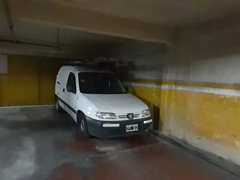 Cochera en Venta en Ciudad Jardin del Palomar, Partido de Tres de Febrero