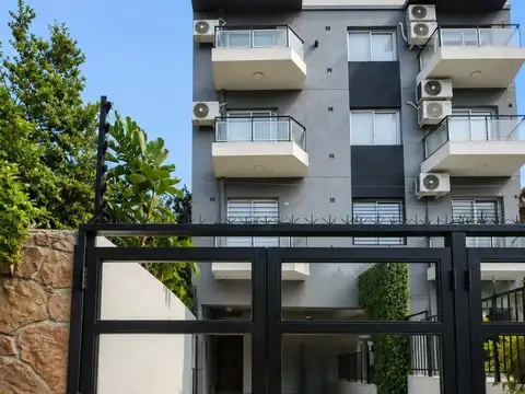 Cochera en Venta en Villa Luzuriaga, Partido de La Matanza