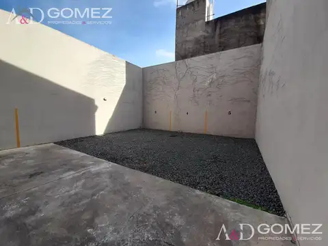 Cochera en Venta en Villa Ballester, Partido de General San Martín