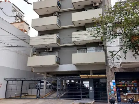 Cochera en Venta en Florida Mitre/Este, Florida
