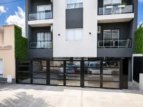Cochera en Venta en Villa Luzuriaga, Partido de La Matanza
