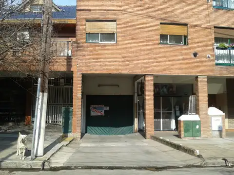 Cochera en Venta en Ciudad Jardin del Palomar, Partido de Tres de Febrero