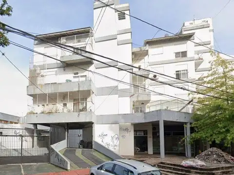 Cochera en Venta en Ciudad Jardin del Palomar, Partido de Tres de Febrero