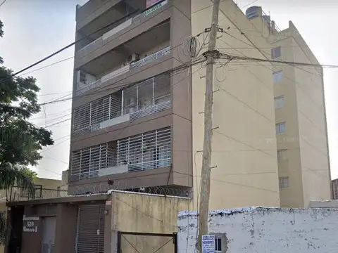 Cochera en Venta en Lanus Oeste, Lanus