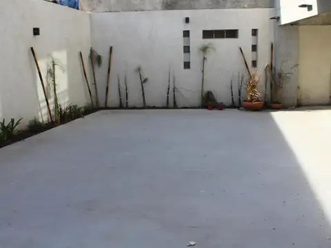 Cochera en Venta en Villa Bosch, Partido de Tres de Febrero