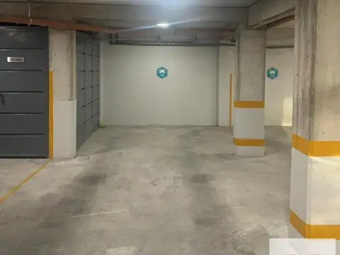 Cochera en Venta en Lanus Oeste, Lanus