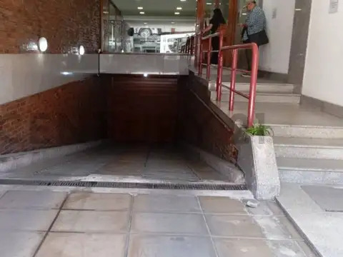 Cochera en Venta en Moron Norte, Moron
