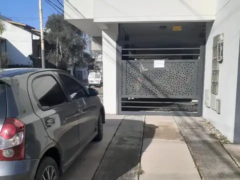 Cochera en Venta en Caseros, Partido de Tres de Febrero