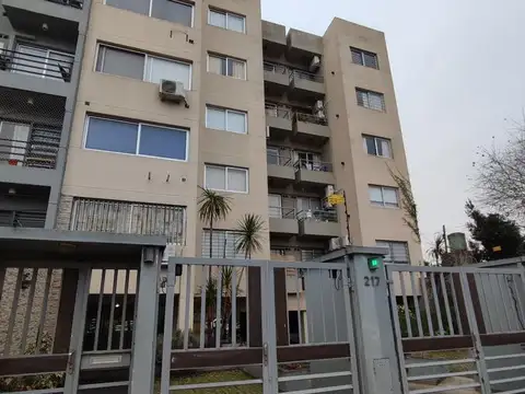 Cochera en Venta en Haedo Sur, Haedo