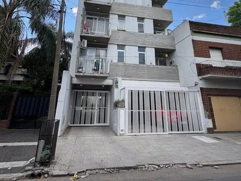 Cochera en Venta en Santos Lugares, Partido de Tres de Febrero