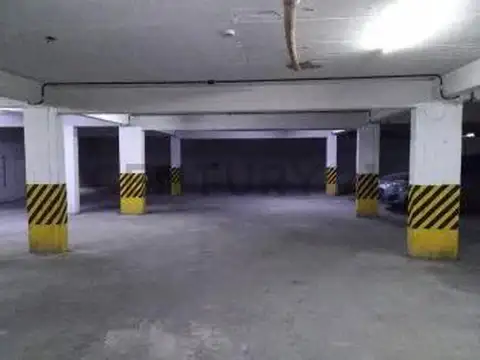 Cochera en Venta en La Plata, Partido de La Plata