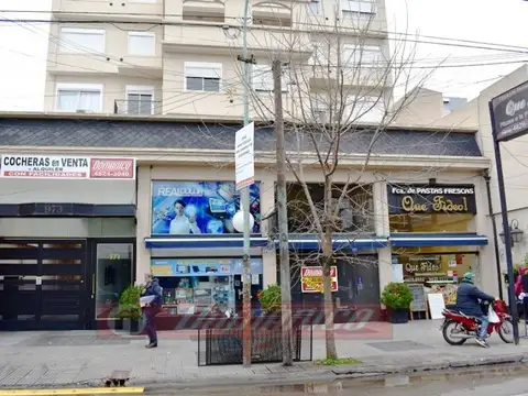 Cochera en Venta en Castelar, Partido de Morón