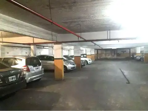 Cochera en Venta en Olivos Vias/Maipu, Olivos