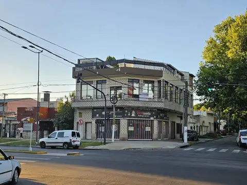 Oficina en Alquiler en Villa Maipu, General San Martin