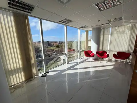 Oficina en Alquiler en Vicente Lopez Vias / Maipu, Vicente Lopez