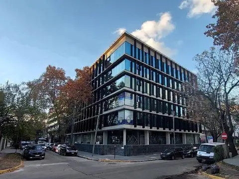Oficina en Alquiler en Vicente Lopez Vias / Rio, Vicente Lopez