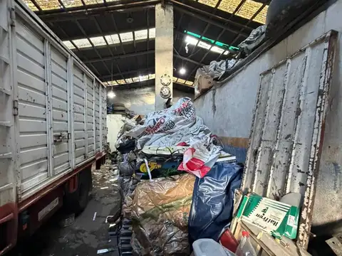 Galpón en Venta en Lanus Oeste, Lanus