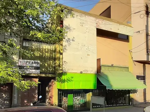 Galpón en Venta en Lanus Este, Lanus
