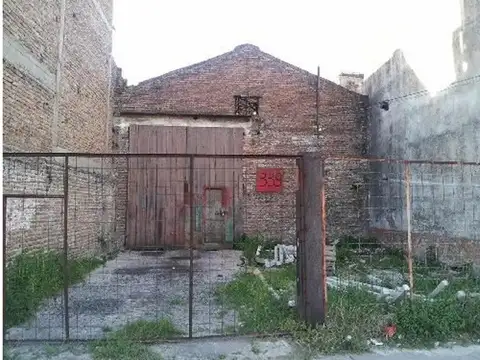Galpón en Venta en Lanus Este, Lanus