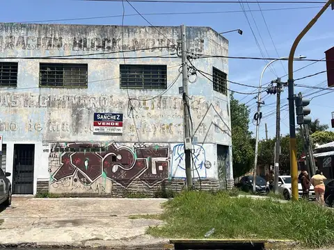 Galpón en Venta en Villa Talleres, Remedios de Escalada