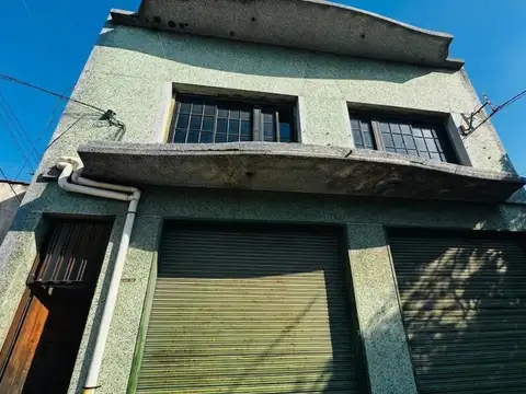 Galpón en Venta en Lanus Este, Lanus