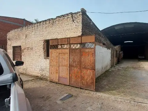 Galpón en Venta en Isidro Casanova, Partido de La Matanza