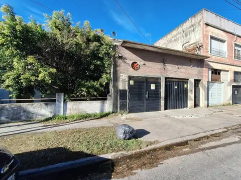 Galpón en Venta en Lanus Oeste, Lanus